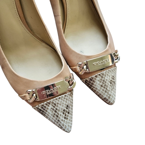 Coach Women's Leather Tan and Cream Chain Detail Heels Shoes Size 6.5 - Picture 8 of 9